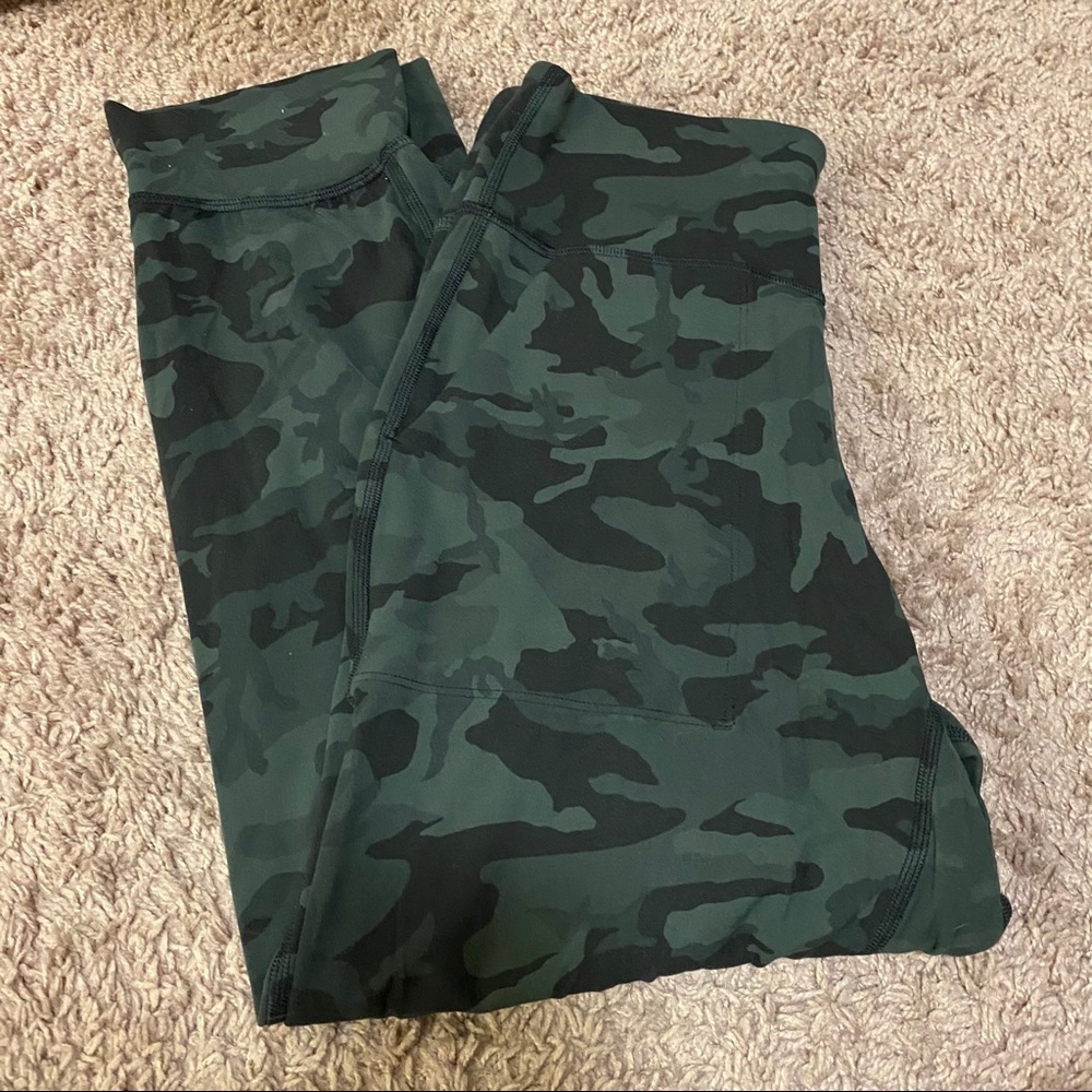 reserved align jogger cropped